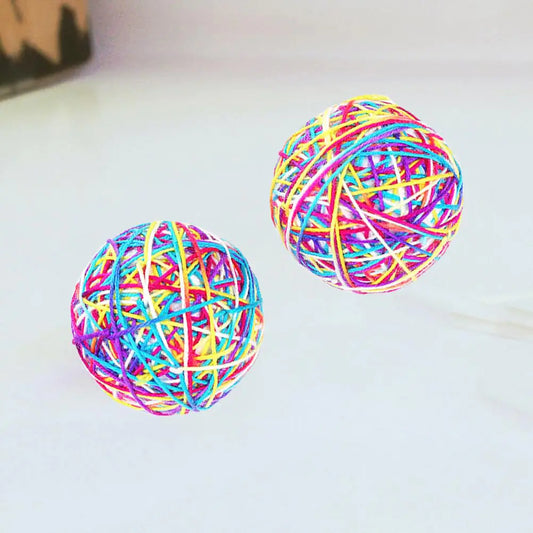 2Pcs Big Cat Ball Toy Multi-Colored Cat Fuzzy Balls & Woolen Yarn Cat Toy BallsSoft Interactive Cat Toys for Indoor Cats Self Playing